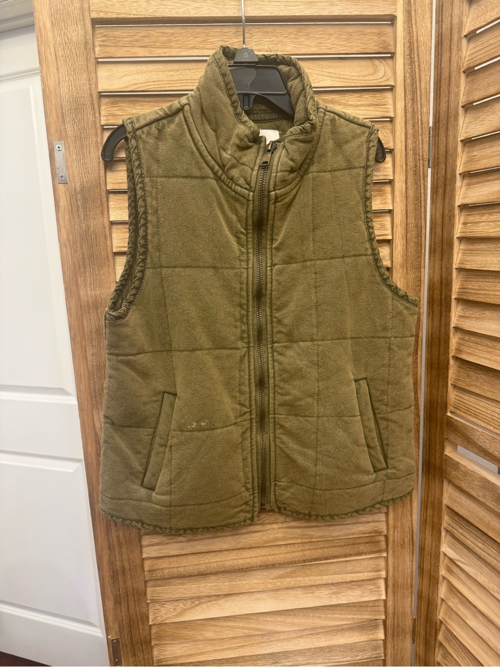 Chelsea & Violet Olive Green Quilted Fleece Vest